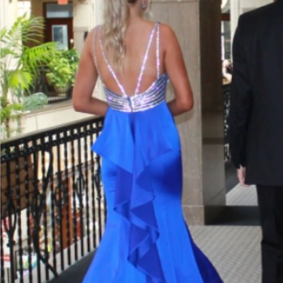 PROM DRESS - Picture 2 of 4
